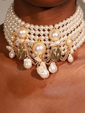 Opulent Baroque Pearl Choker
Necklace with Gold Filigree
Accents